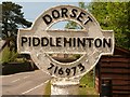 Piddlehinton: detail of finger-post in DT2 7TB