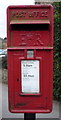 Close up, Elizabeth II postbox on Hospital Road, Bury St Edmunds in IP33 2DR