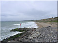 Barton on Sea: groyne, beach and cliff in BH25 7EA