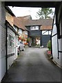 Courtyard houses in Amersham {Old Town} in HP7 0EF