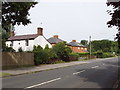 Houses on A4129 in Longwick in HP27 9SW
