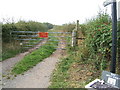 Public footpath from Saughall Massie Road to Frankby in CH49 3PT