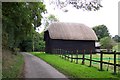 Thatched barn in SP11 6ES