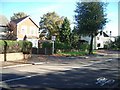Houses in Laleham Road, Shepperton in TW17 0JQ