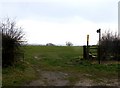 Footpath to Tur Langton from Mere Road in LE8 0PN