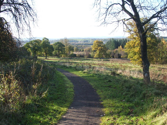 Footpath to industrial estate in G83 9PH