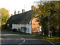 Thatched terrace in Boxworth High Street in CB23 4LY