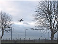 Airliner taking off from Heathrow in TW6 3FJ