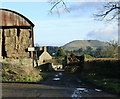 2009 : Well stocked barn at Elliots Farm in BA11 5LR