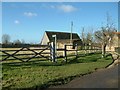 Footpath to Fyfield Wick in Garford