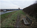 Footpath along the A60 to Cuckney in NG20 9JP