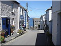 Portscatho - narrow streets in TR2 5HL