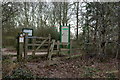 Footpath entrance to Ryton Pools Country Park in CV8 3BG
