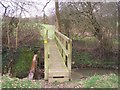 Footbridge towards Great Tilden in ME17 4BB