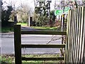 Footpath crosses B2162 Hampstead Lane in ME18 5HP