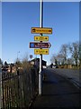 Directional signpost to Bearsden Roman Bath House in G61 3DJ