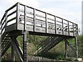 Wendover Arm: A New Wooden Footbridge over the Canal in HP23 4NR