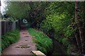 Footpath alongside Boundary Brook in OX4 4DH