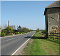 View east along the A1122 in PE38 9LZ