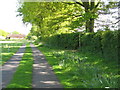 Footpath and road to Upper Woodhouse Farm in RH14 9DZ