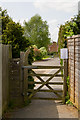 Path from Ramsholt Close in RG25 2BY