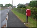 Holbury: postbox № SO45 203, Wentworth Grove in SO45 2RB