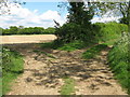 Footpath junction near Dunstall Farm in TN14 7RS