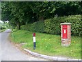 Postbox, West Stowell in SN8 4JU