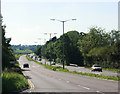 2009 : A361 looking west near the bottom of  Caen Hill in SN10 1RF