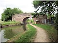 Aylesbury Arm: Bridge No 14 in HP22 7AP