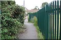 Footpath behind Masters Road, Whitnash in CV31 2LJ