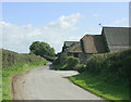 2009 : Bradley Lane passing Dangell's Barn Farm in BA12 7HZ