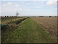 Footpath along the ditch in CB7 5JJ