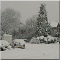 Suburban Reading in the snow in RG30 3DW