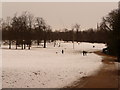 Kensington Gardens: snowy view north in W8 4PR