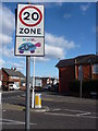 Bournemouth : Speed Sign & Road Junction in Bournemouth, Christchurch and Poole