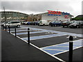 Cross Point Tesco Extra in CV2 2NF