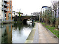 Regent's Canal: Kingsland Road bridge in E8 4LQ