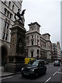 London : The City - Fleet Street & Dragon Statue in EC4V 6AU