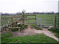 Stile or gate? The choice is yours in CV8 1PP
