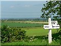 Signpost above Flowery Dale in HU17 8AR