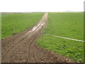 Farm track heading northwards in TN25 5NA