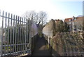 Footbridge over the railway in TN34 3XB