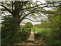 Footbridge over the Kent Brook in TN8 5WT