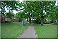 Footpath on the Trench Wood Estate in TN10 3BF