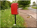 West Gomeldon: postbox № SP4 152 in SP4 0NN
