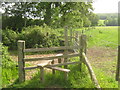 Footpath junction on the Tunbridge Wells Circular Walk in TN4 0UL