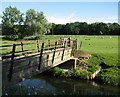 Barrowden: footbridge over the Welland in LE15 8EH