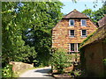 Old Mill, Dunsfold - Pound Farm Granary in GU8 4AL