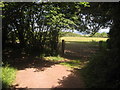 Footpath junction on a bridleway near Round House Farm in TN8 7HG